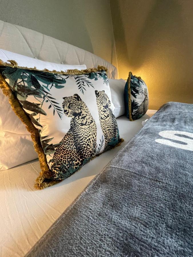 Schoene Grosse 4 Zimmer-Altbauwohnung Kiel Ngoại thất bức ảnh